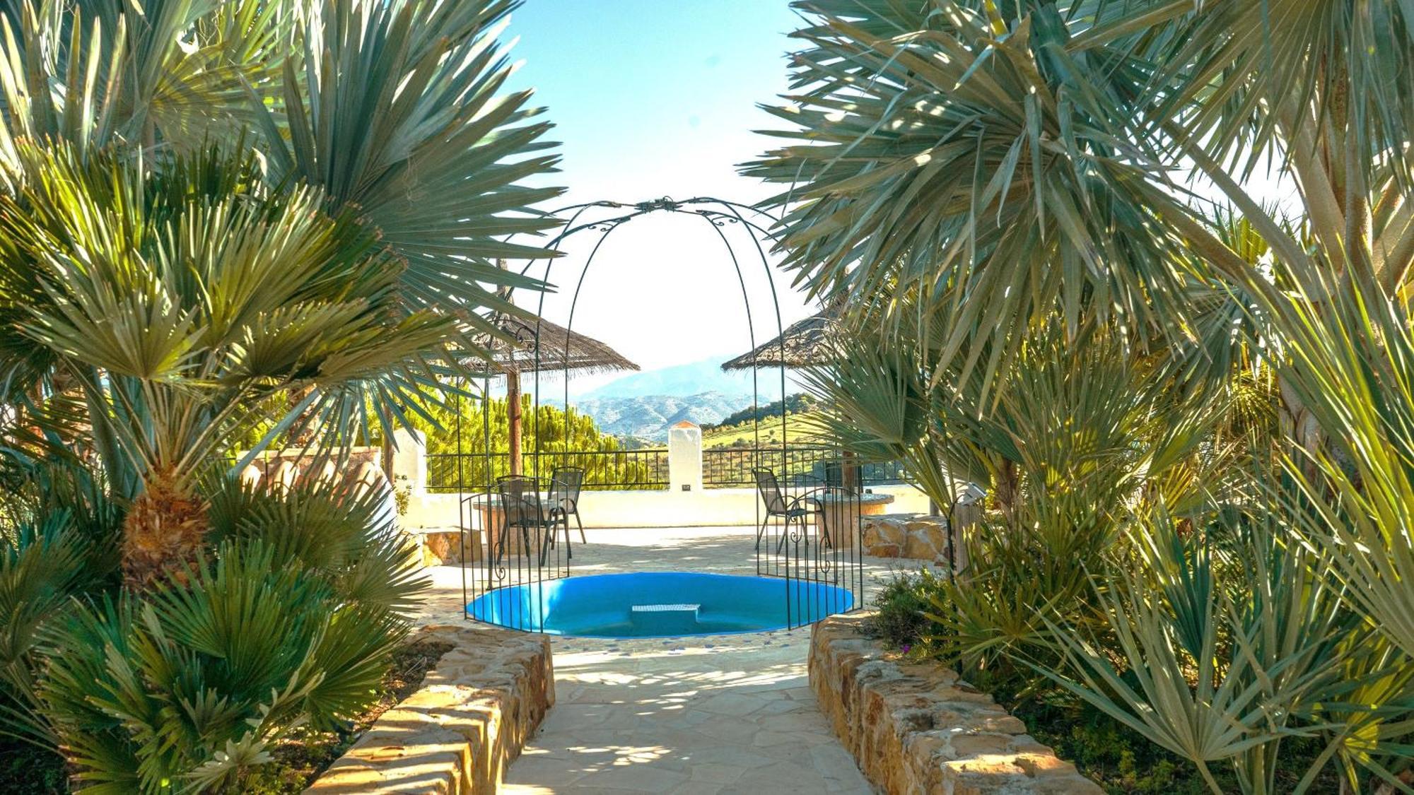Rural Cottage, With Pool & Optional Private 6 Guests Jacuzzi Tolox Exteriér fotografie