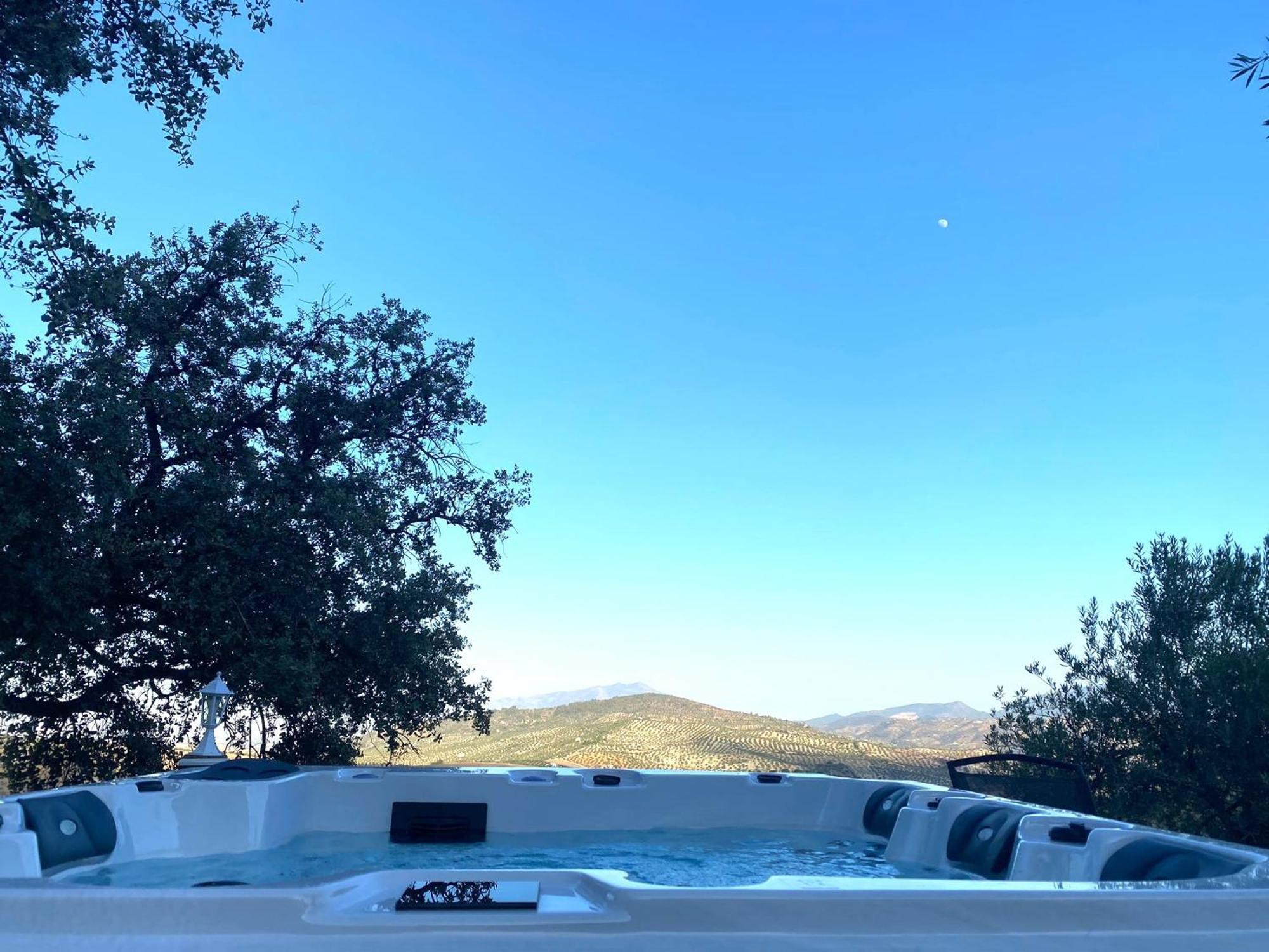 Rural Cottage, With Pool & Optional Private 6 Guests Jacuzzi Tolox Exteriér fotografie