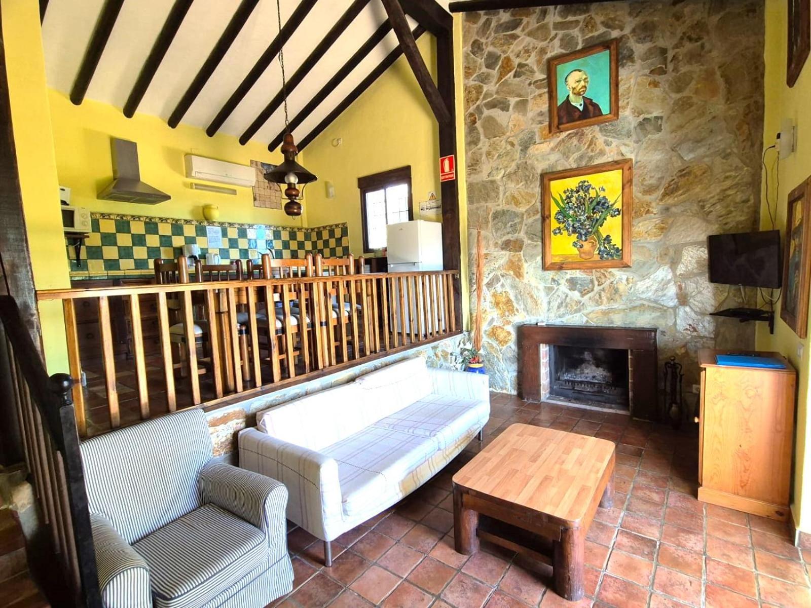 Rural Cottage, With Pool & Optional Private 6 Guests Jacuzzi Tolox Exteriér fotografie